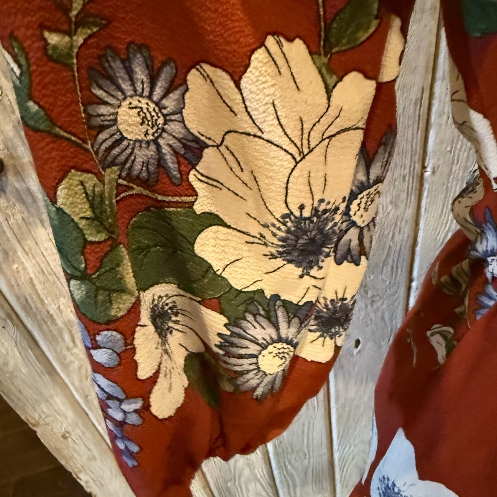 Scotch & Soda Red Floral Midi Dress with Black Trim - Picture 5 of 8